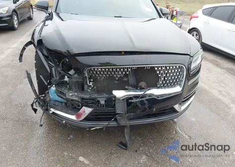 2019 Lincoln Nautilus Reserve z USA, uszkodzony, nr VIN 2LMPJ6L96KBL61839